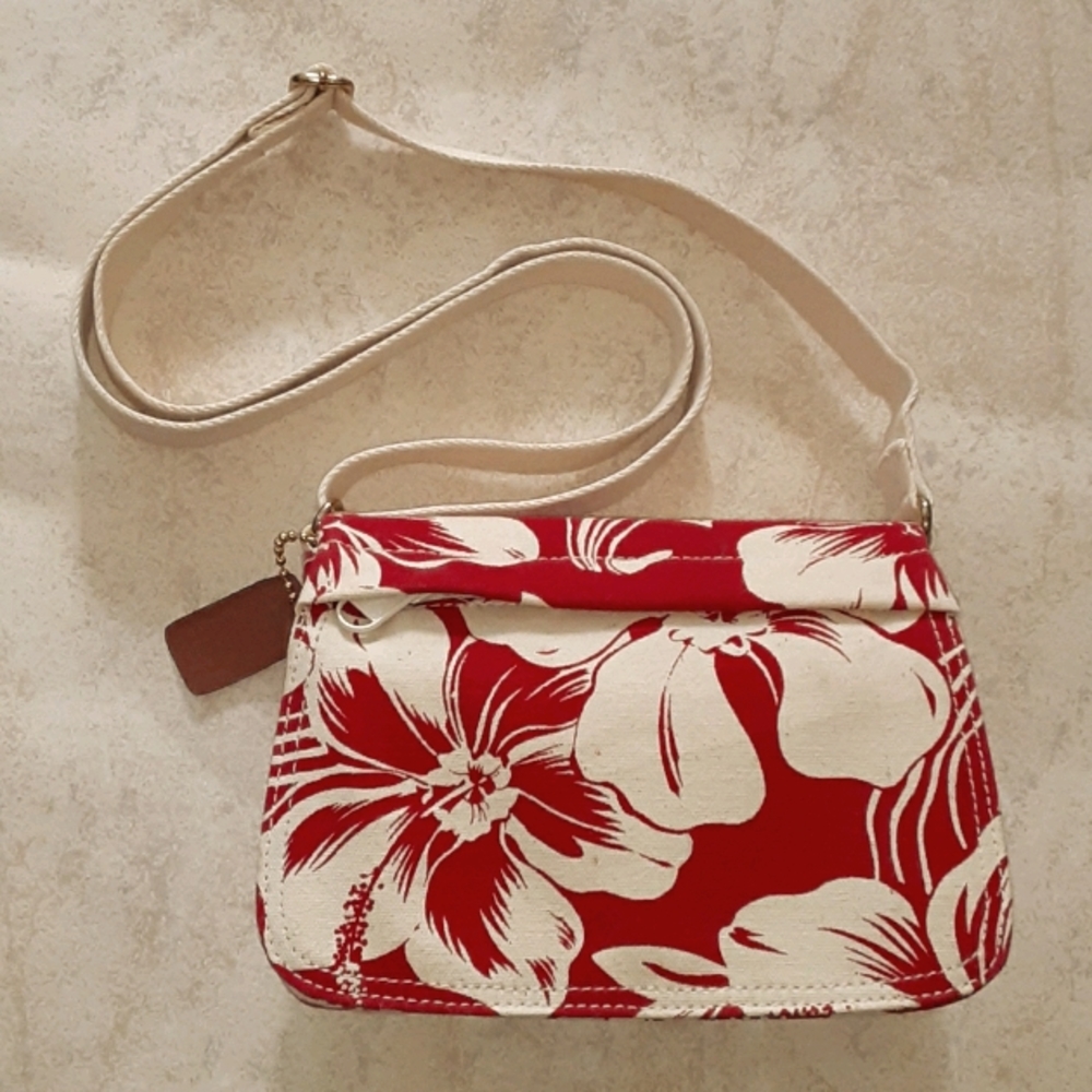 NWOT Liz Claiborne purse